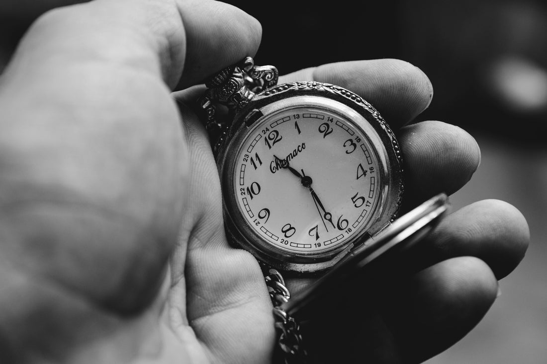 Montre de poche ou collier montre : L'évolution d'un garde-temps mythique.